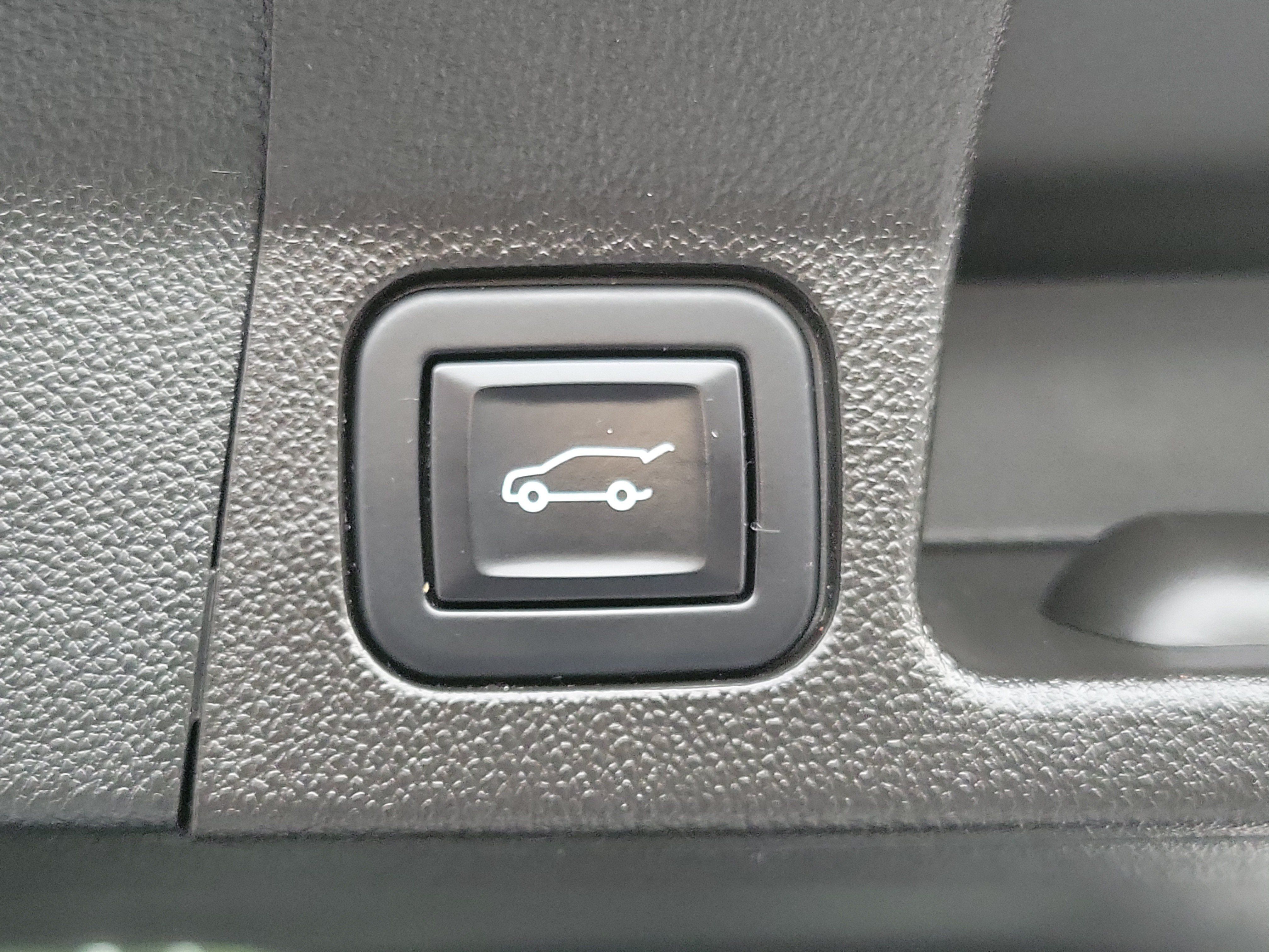 Used 2023 GMC Acadia SLT w/ Preferred Package AWD/4WD image 12