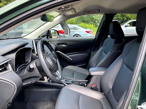 Certified 2025 Toyota Corolla Cross XLE AWD/4WD image 4