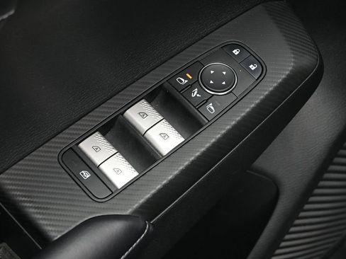 Used 2024 Mitsubishi Outlander SE AWD/4WD image 15