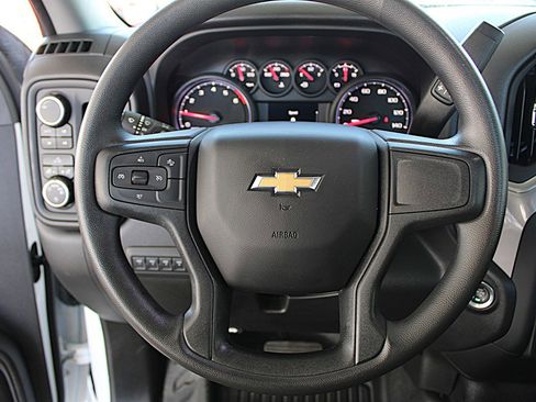 Used 2024 Chevrolet Silverado 3500 W/T w/ Snow Plow Prep Package AWD/4WD image 27