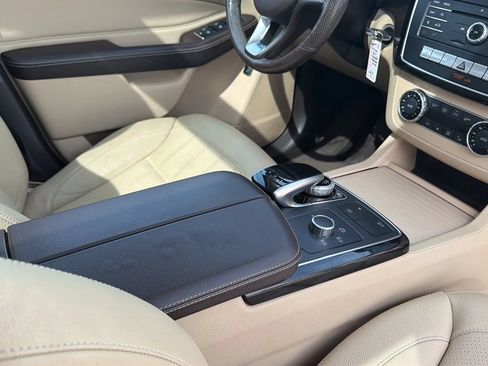 Used 2017 Mercedes-Benz GLE 350 4MATIC image 89