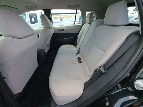 Used 2023 Toyota Corolla Cross L FWD image 14