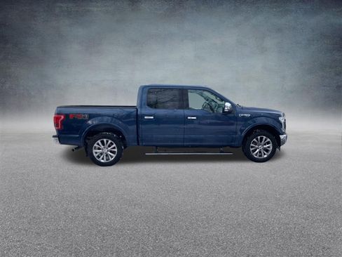 Used 2017 Ford F150 Lariat w/ Equipment Group 502A Luxury image 8