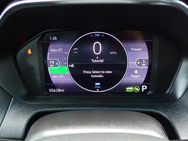 Used 2023 Chevrolet Bolt LT w/ Infotainment Package FWD image 24