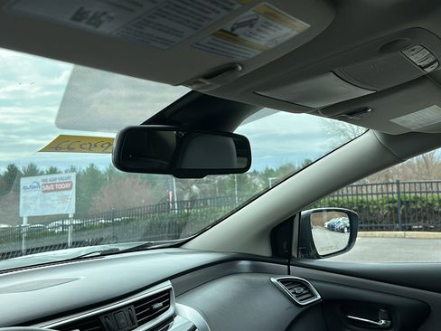 Certified 2024 Nissan Murano SV w/ SV Midnight Edition Package image 24