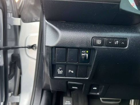Used 2016 Lexus RC 200t RWD image 18