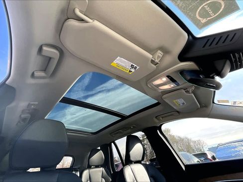 Certified 2024 Volvo XC90 B6 Plus image 14