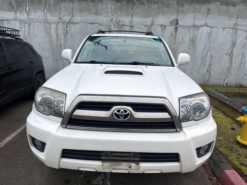 Used 2008 Toyota 4Runner SR5 image 2