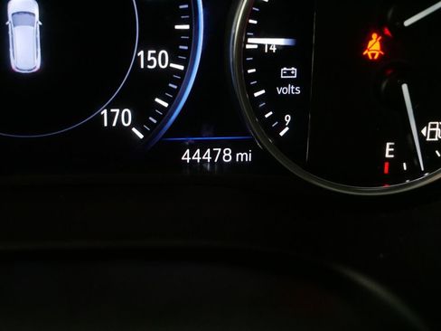 Used 2023 Buick Enclave Avenir image 35