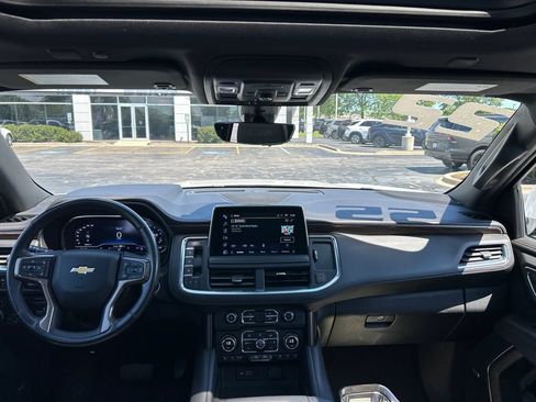 Certified 2022 Chevrolet Suburban High Country w/ LPO, Illumination Package AWD/4WD image 34
