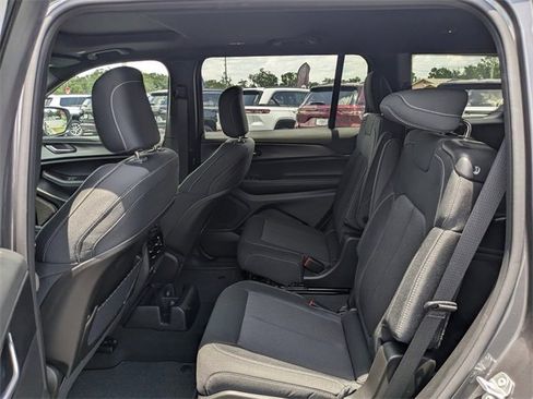 New 2025 Jeep Grand Cherokee L Laredo w/ Luxury Tech Group I image 14