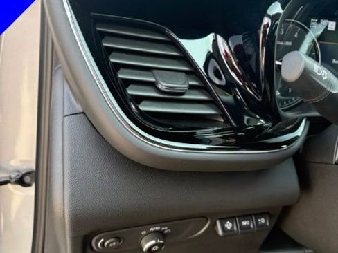 Used 2023 Buick Envision Avenir AWD/4WD image 11
