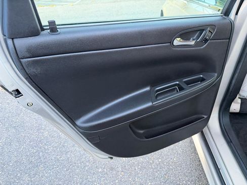 Used 2012 Chevrolet Impala LT w/ LT Sunroof Package FWD image 17