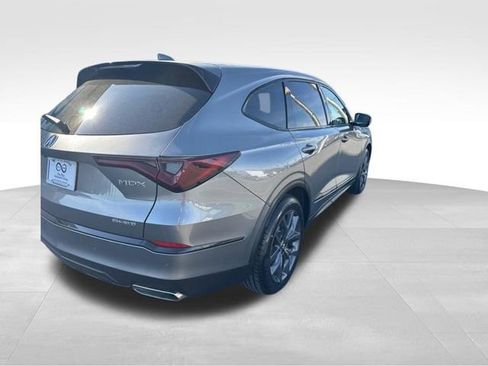 Used 2023 Acura MDX A-Spec image 18