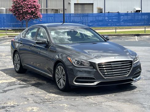 Used 2018 Genesis G80 3.8 AWD/4WD image 3