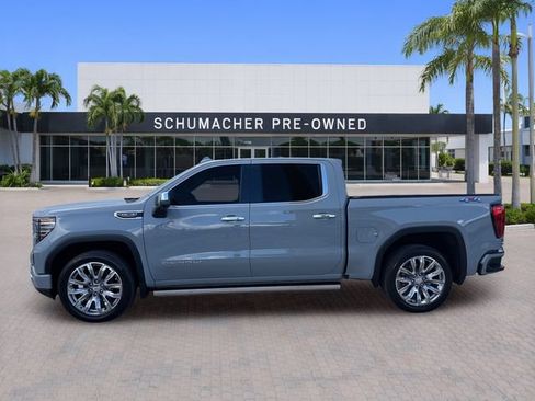 Used 2025 GMC Sierra 1500 Denali w/ Denali Reserve Package AWD/4WD image 4