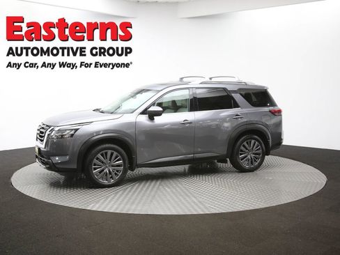 Used 2023 Nissan Pathfinder SL w/ SL Premium Package image 58