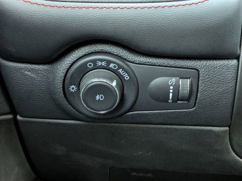 Used 2023 Dodge Durango GT image 35