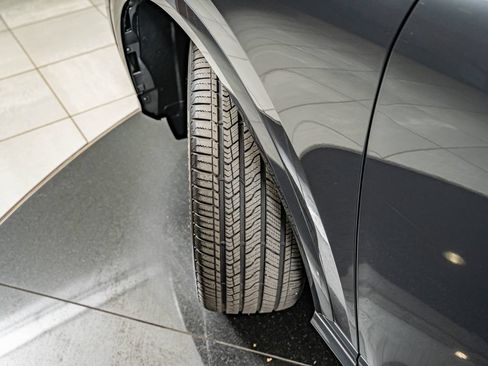 Certified 2025 Audi Q5 Premium Plus w/ Premium Plus AWD/4WD image 39