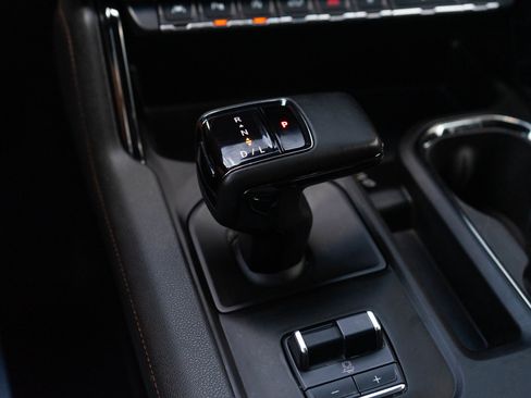 Used 2023 GMC Sierra 1500 AT4 AWD/4WD image 19