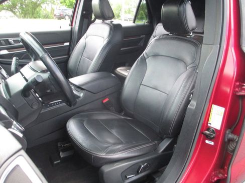 Used 2018 Ford Explorer Limited FWD image 20