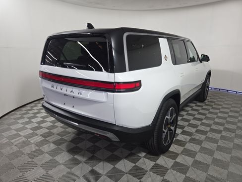 Used 2024 Rivian R1S Adventure Dual AWD/4WD image 5