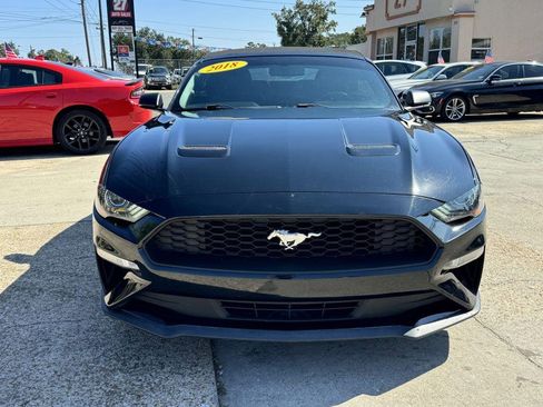 Used 2018 Ford Mustang Premium image 2