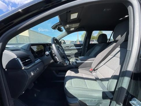 Used 2025 GMC Terrain Elevation AWD/4WD image 6