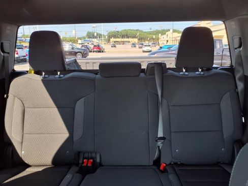 Used 2025 Chevrolet Silverado 1500 LT image 14