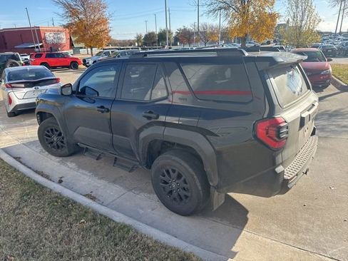 Used 2025 Toyota 4Runner SR5 image 4