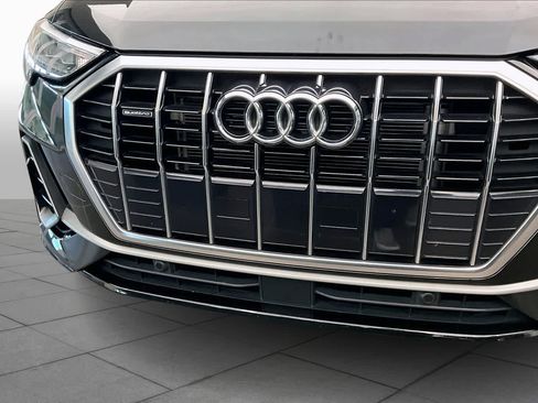 Used 2022 Audi Q3 2.0T Premium AWD/4WD image 32