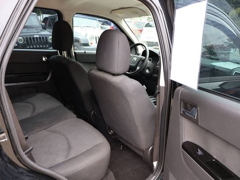 Used 2009 MAZDA Tribute i Sport FWD image 27