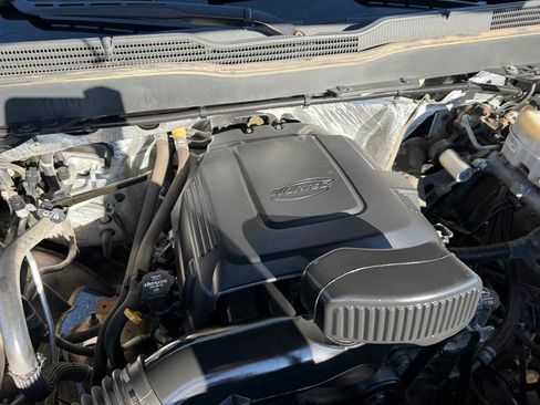 Used 2015 Chevrolet Silverado 2500 LTZ w/ LTZ Plus Package image 31