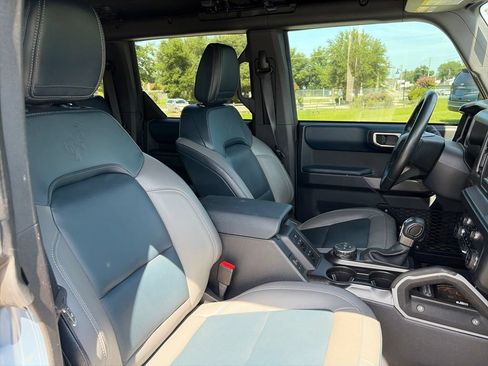 Used 2023 Ford Bronco Outer Banks AWD/4WD image 13