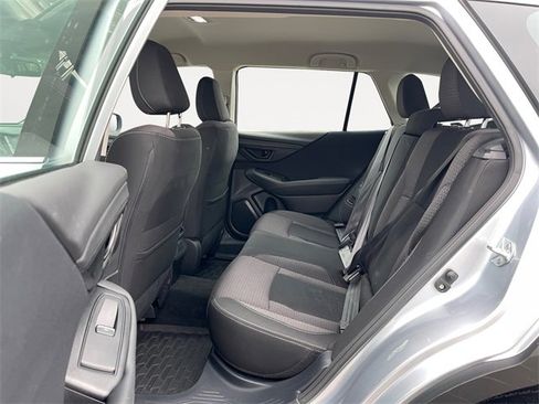 Used 2023 Subaru Outback 2.5i Premium image 13