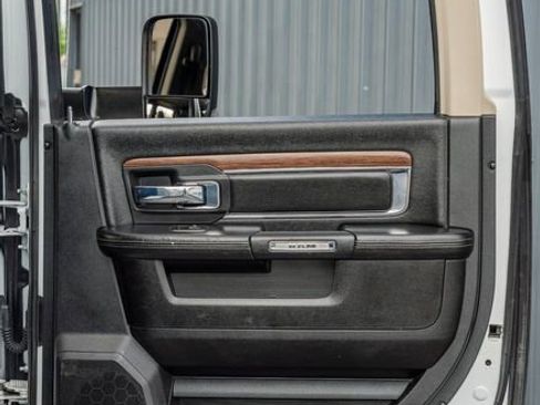 Used 2018 RAM 2500 Laramie w/ Sport Appearance Group image 40