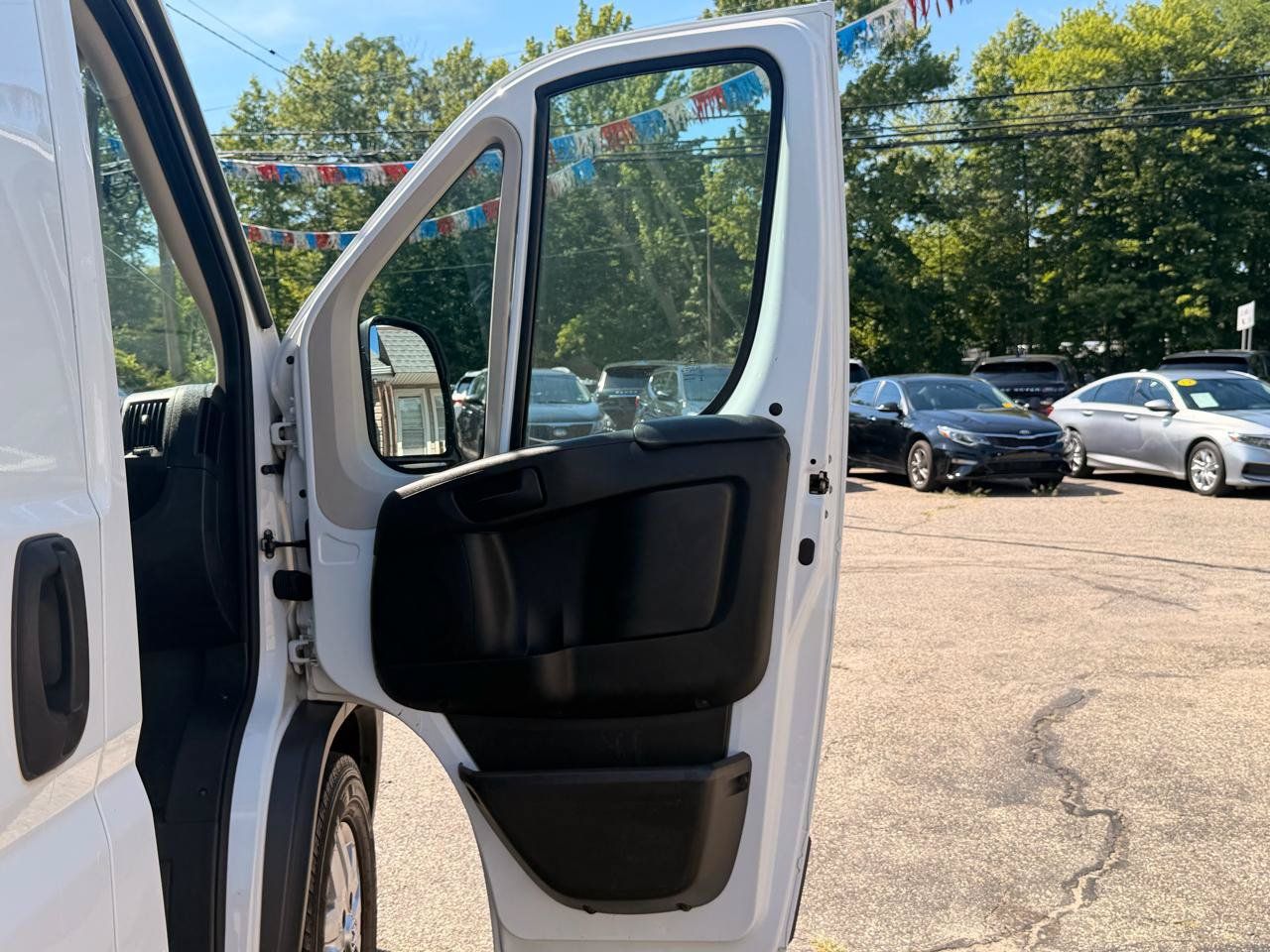 Used 2015 RAM ProMaster 2500 w/ Mopar Trailer Tow Group FWD image 19