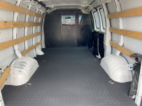 Used 2024 Chevrolet Express 2500 w/ Driver Convenience Package image 26