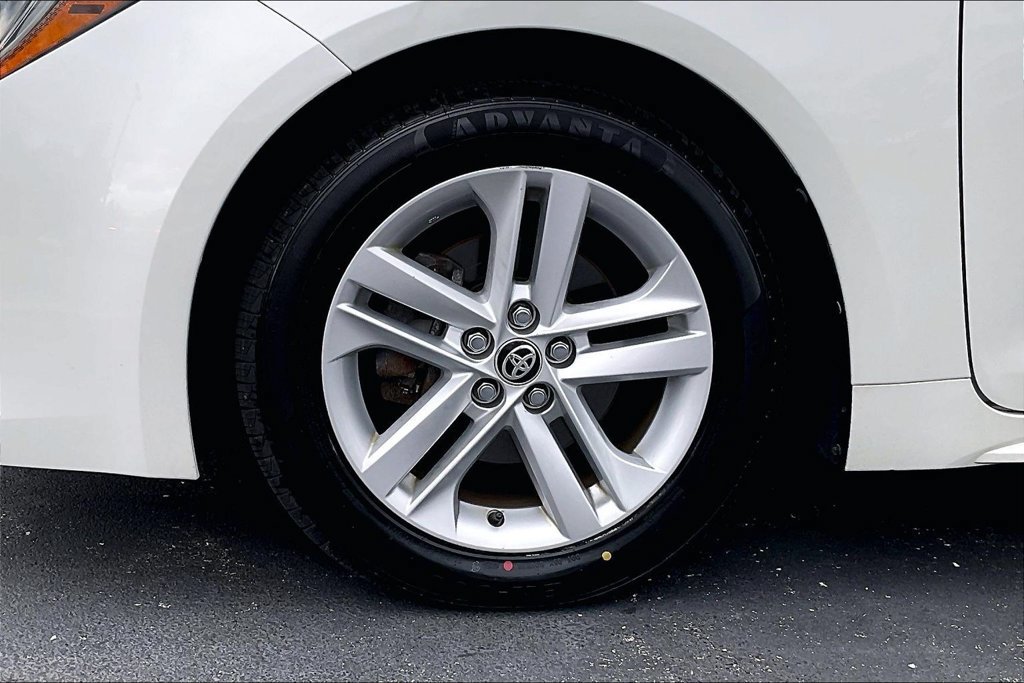 Used 2019 Toyota Corolla SE FWD image 10