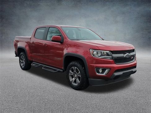 Used 2015 Chevrolet Colorado Z71 w/ Trail Boss Edition image 3