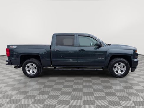 Used 2017 Chevrolet Silverado 1500 LT w/ Texas Edition AWD/4WD image 6
