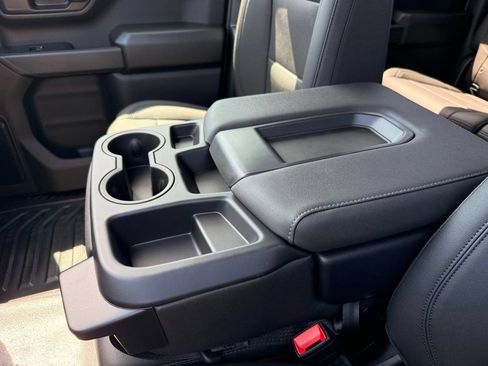 New 2026 Chevrolet Silverado 1500 W/T w/ WT Value Package AWD/4WD image 22