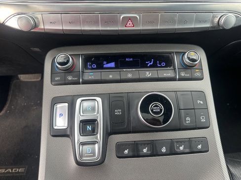 Used 2022 Hyundai Palisade Calligraphy image 26