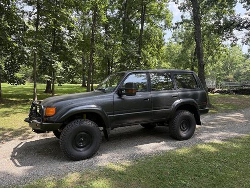 Used 1996 Toyota Land Cruiser AWD/4WD image 1