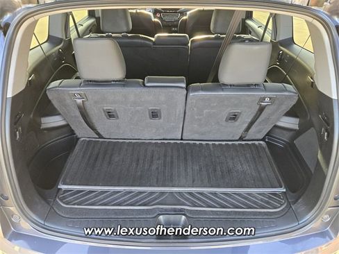 Used 2021 Honda Pilot Touring image 15