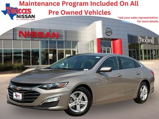 Used 2024 Chevrolet Malibu LT image 1