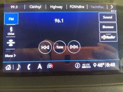 Used 2020 Cadillac XT4 Premium Luxury w/ Driver Awareness Package AWD/4WD image 25