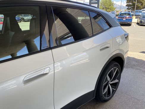 Certified 2023 Volkswagen ID.4 Pro S AWD/4WD image 50