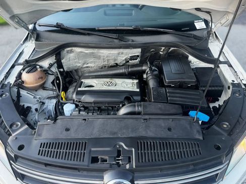 Used 2016 Volkswagen Tiguan S FWD image 14