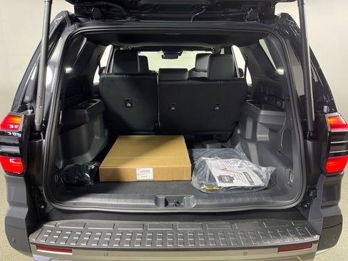 New 2026 Toyota 4Runner Limited image 10